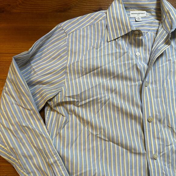 Banana Republic light blue striped long sleeve button up collar shirt SIZE S - Picture 3 of 4